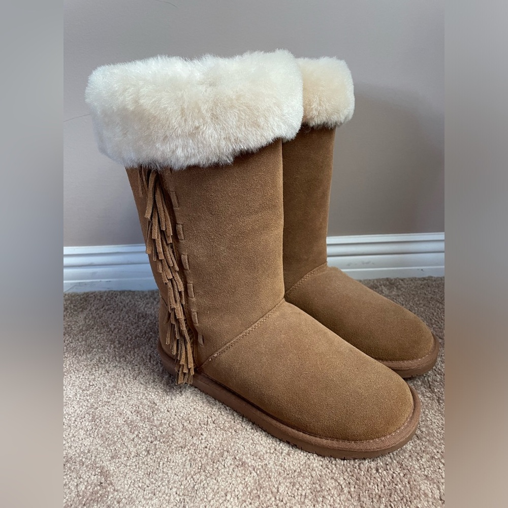 Minnetonka Canyon boots, size 9, like new, brown suede fringe